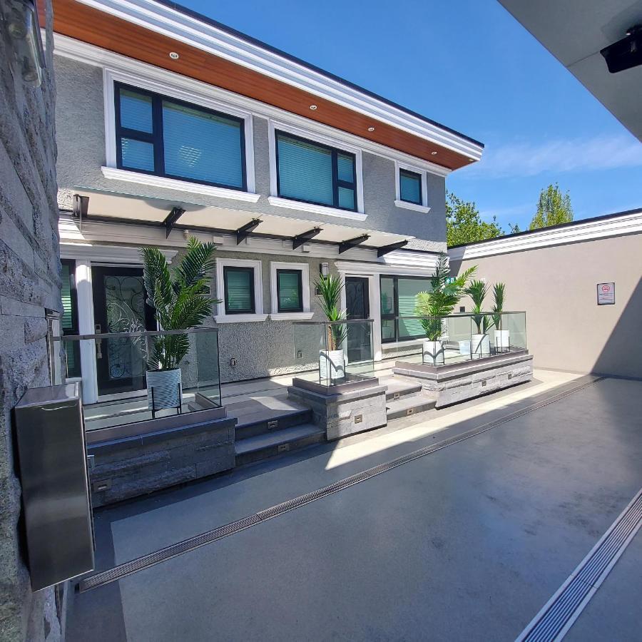 バンクーバーBeautiful Bright 3 Bed Townhouseアパートメント エクステリア 写真